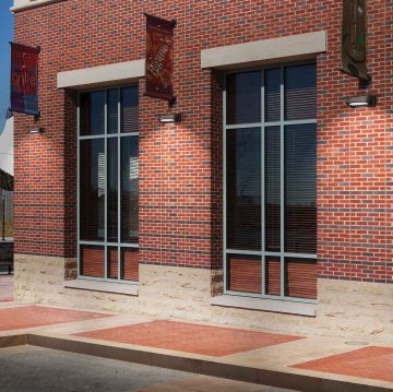 retail exterior wallwashing