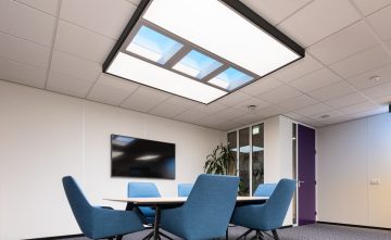 Van Rennes natural light